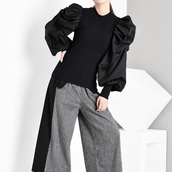 Pleated Knitted Sweater With Buffed Sleeves